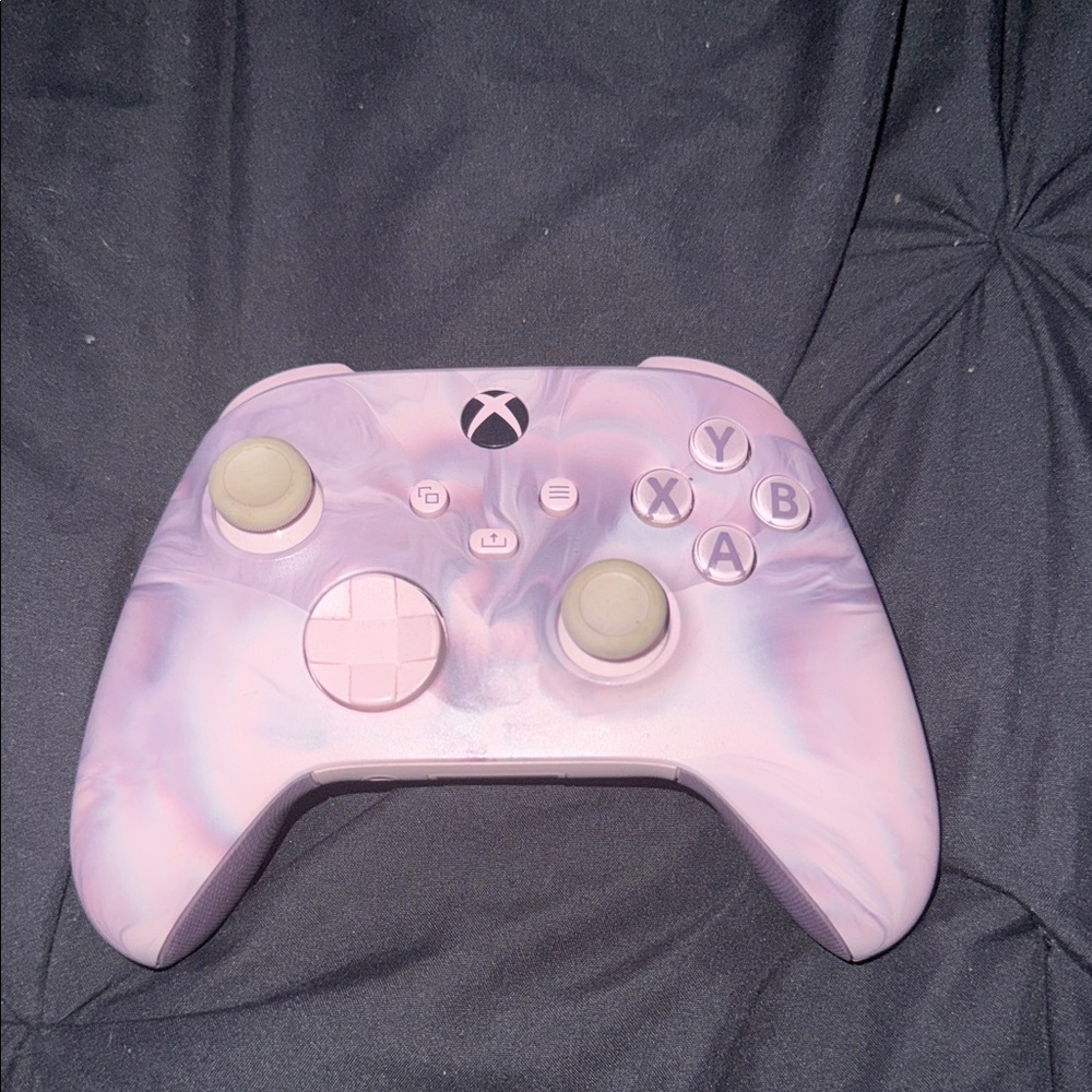 White Xbox series S. - Picture 4 of 4